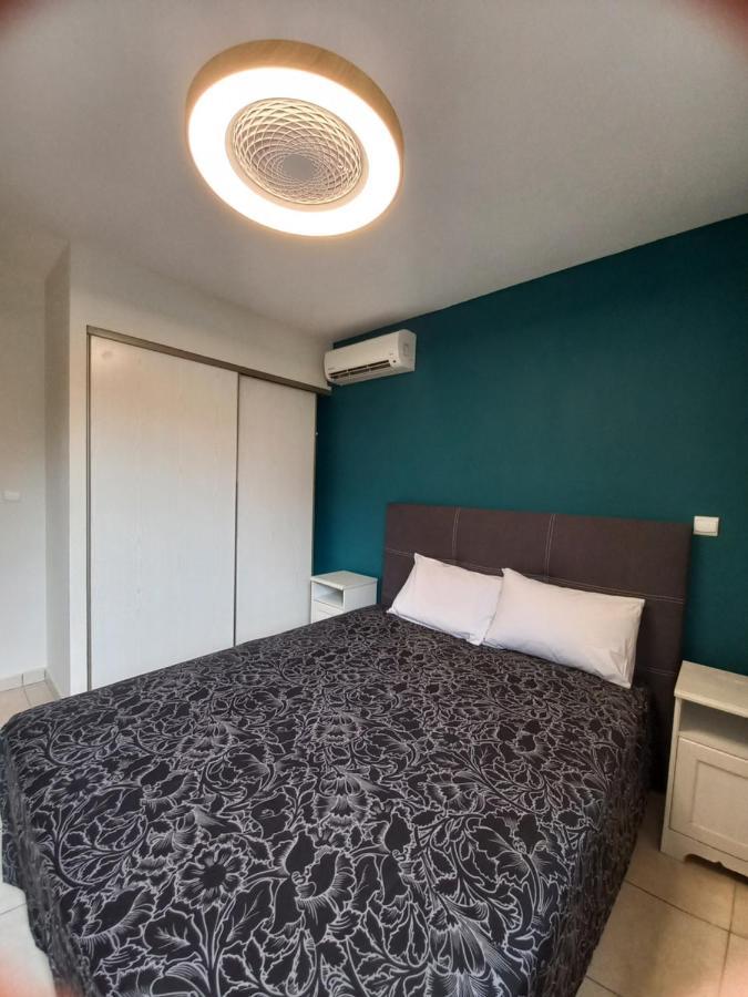 Bel Appartement Avec Terrasse Proche Des Plages แซ็งต์-จีลส์-เลส์-แบ็งส์ ภายนอก รูปภาพ