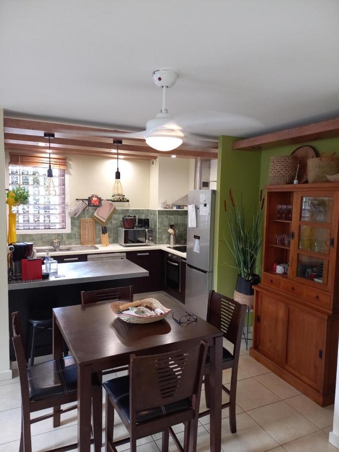 Bel Appartement Avec Terrasse Proche Des Plages แซ็งต์-จีลส์-เลส์-แบ็งส์ ภายนอก รูปภาพ